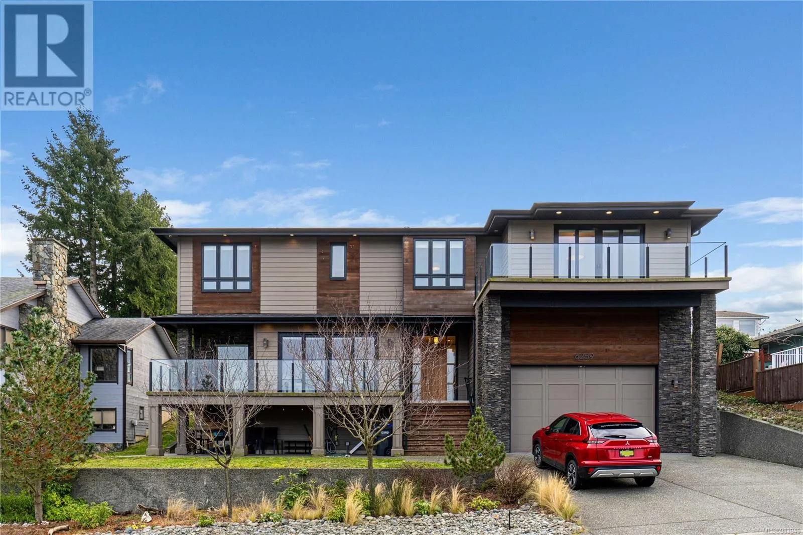 6259 Icarus Dr