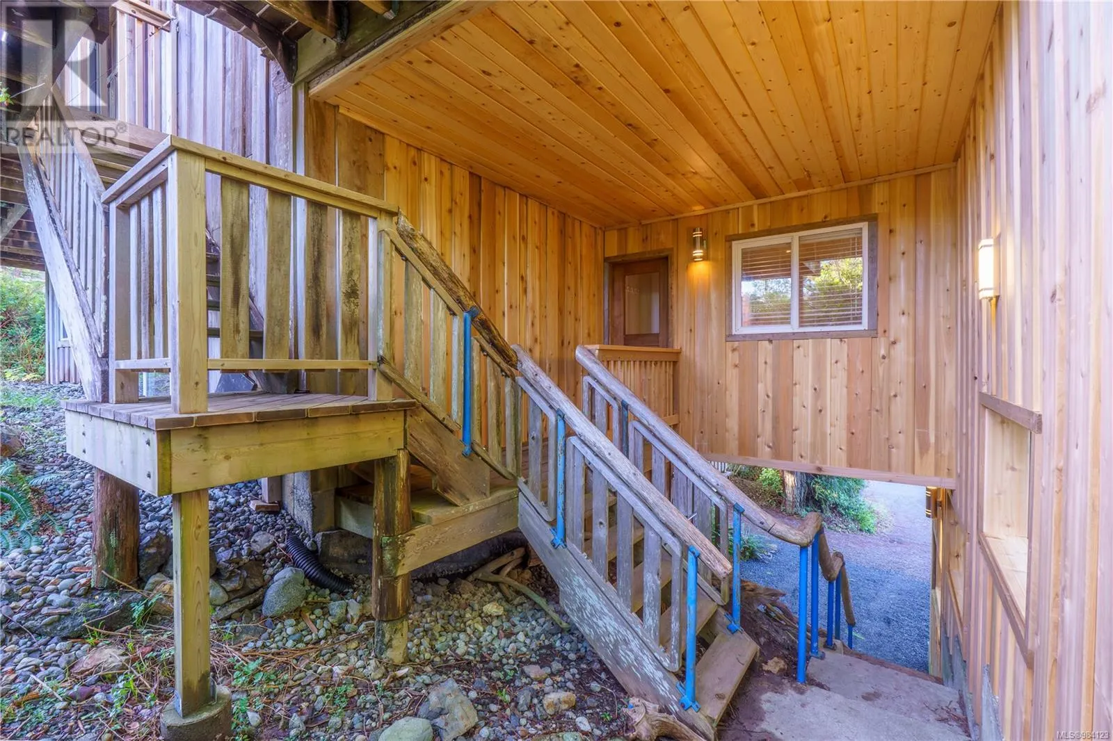 316 Leighton Way