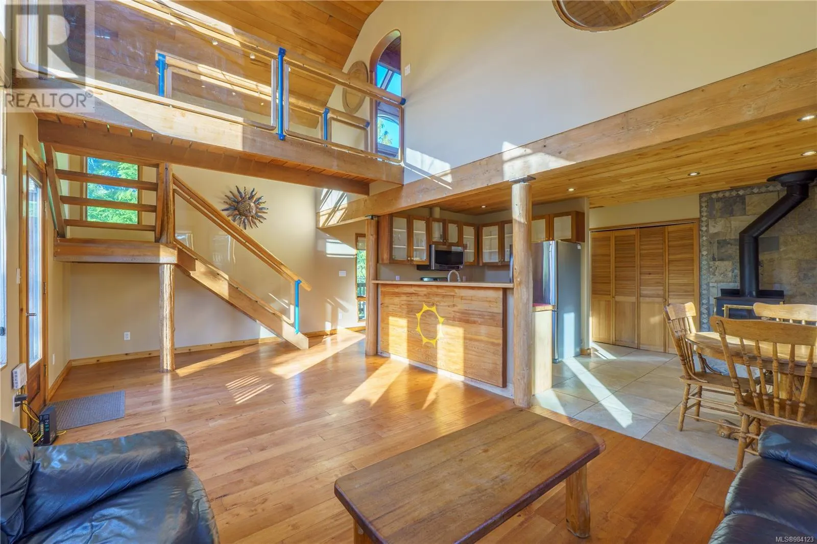 316 Leighton Way