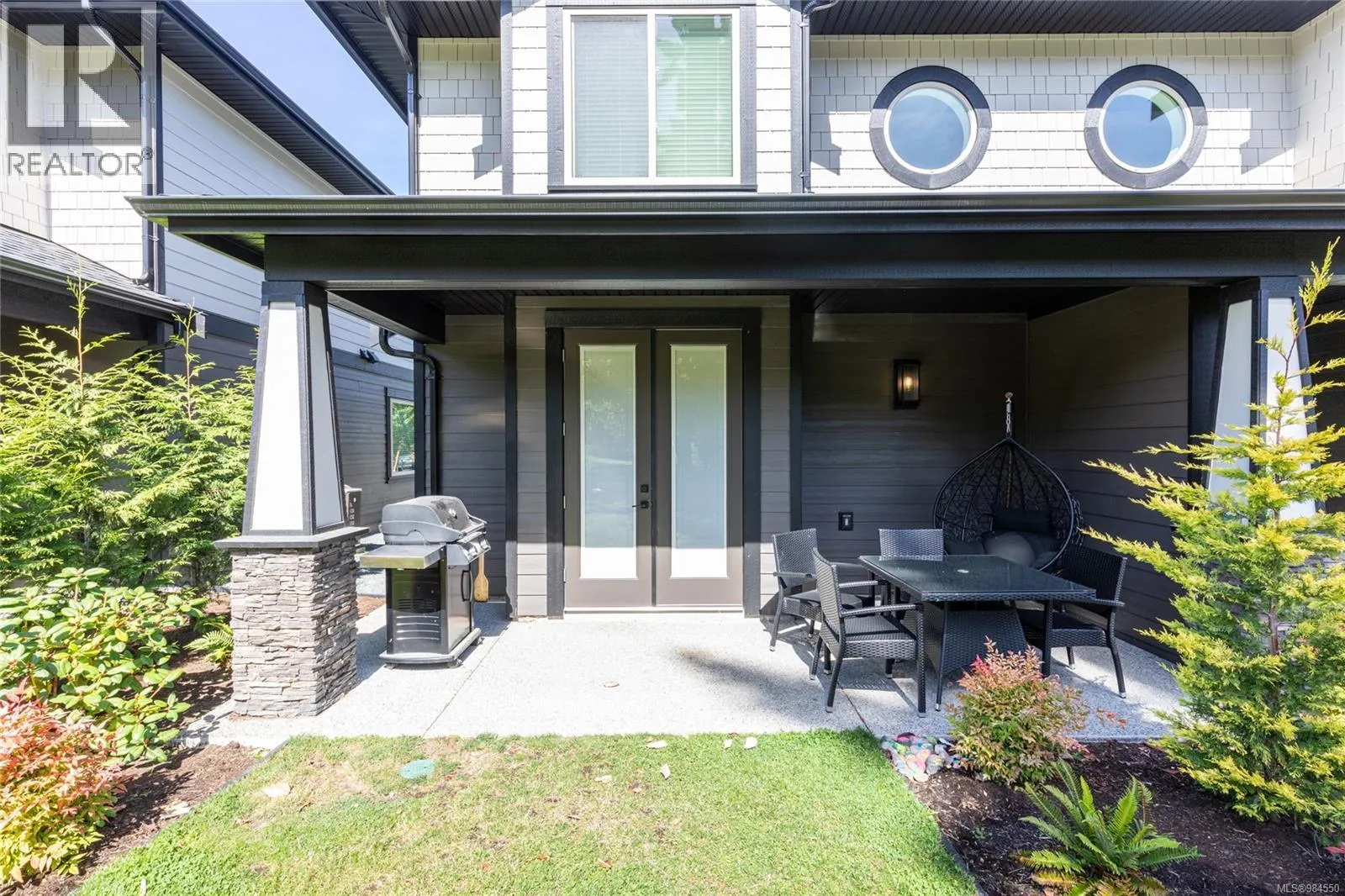 3 1175 Resort Dr