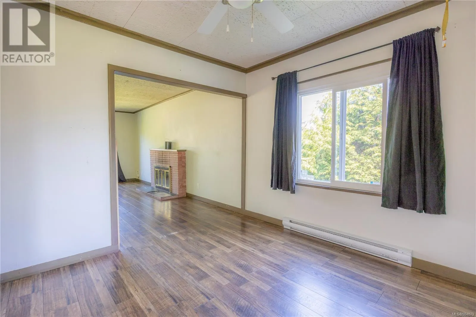 1019/1023 Dufferin Cres