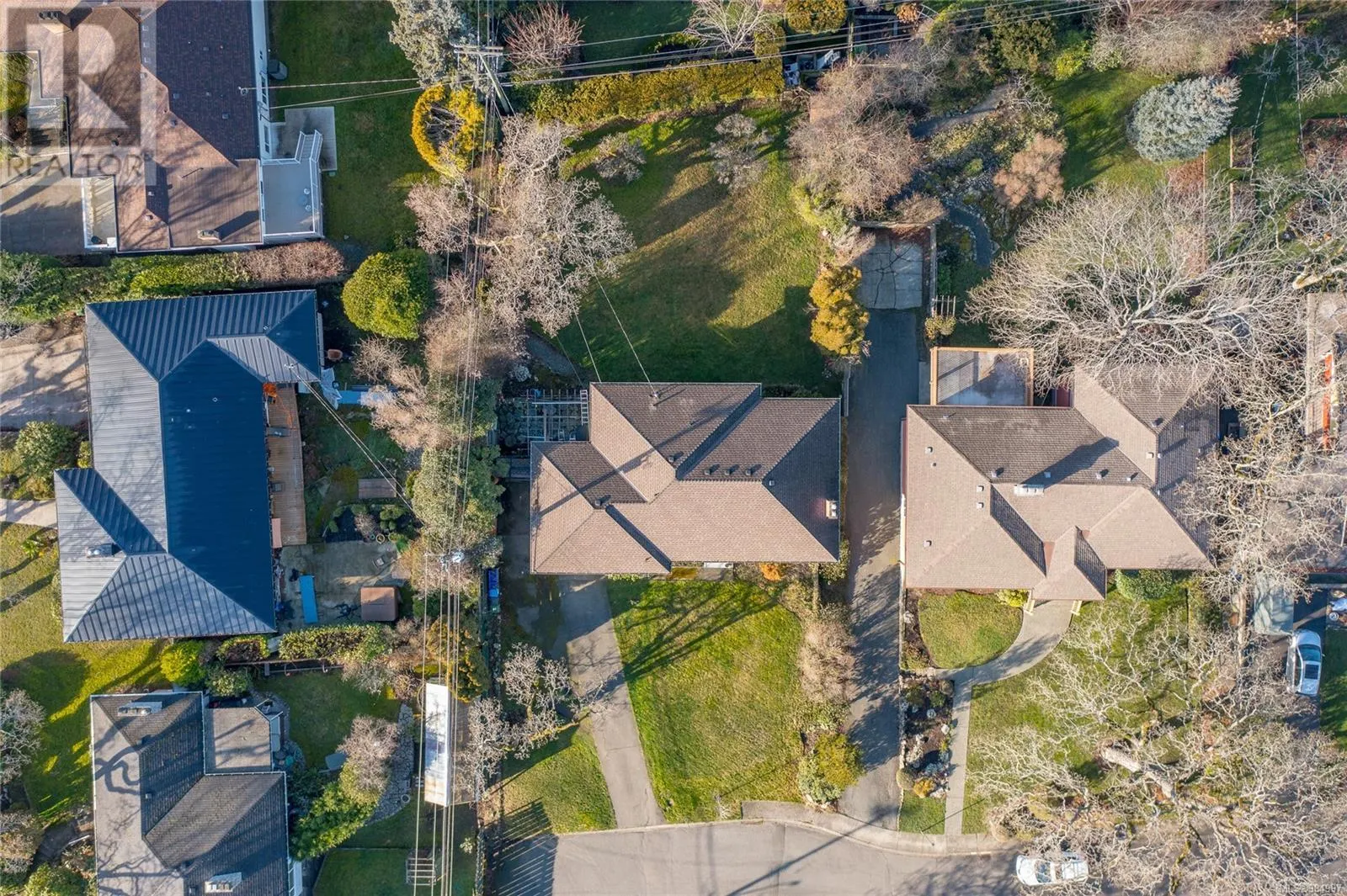 3100 Woodburn Ave