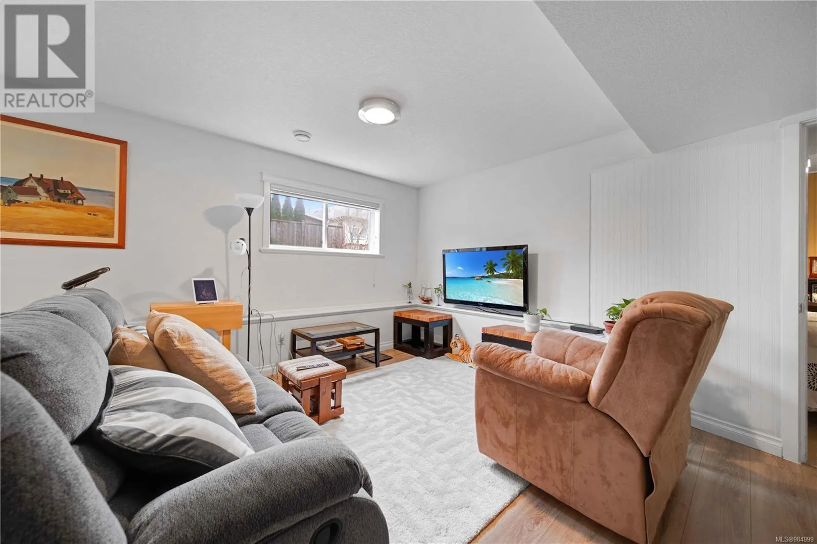 492 Poets Trail Dr
