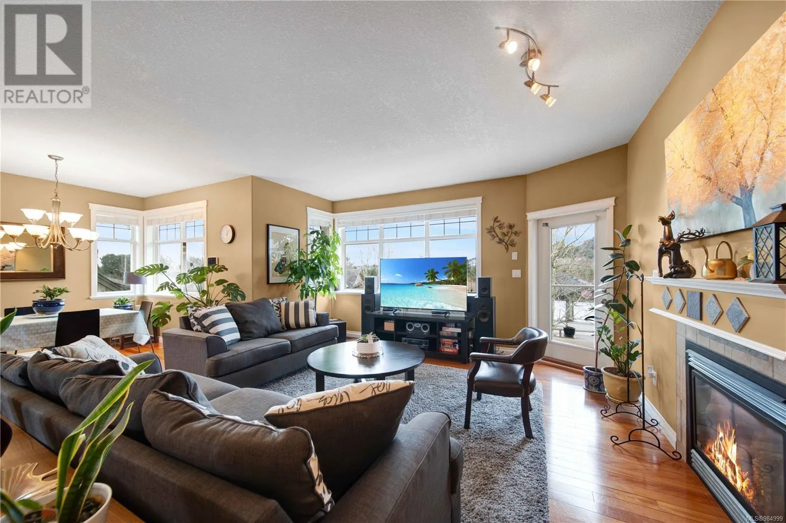 492 Poets Trail Dr