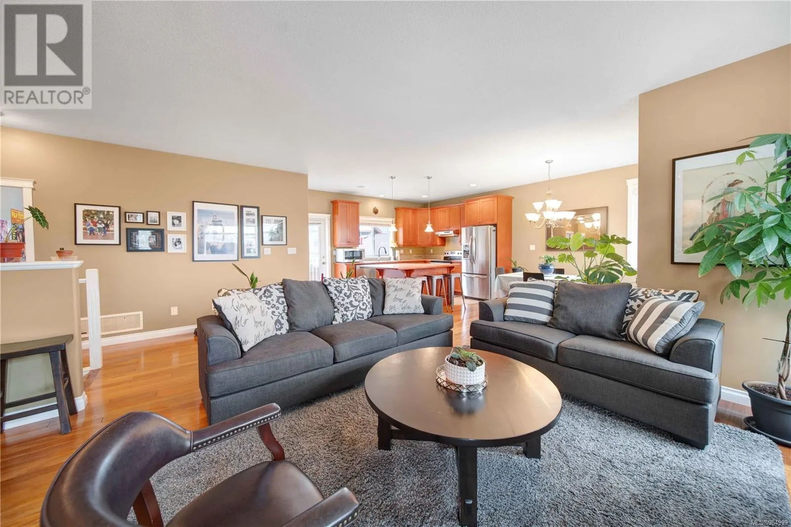 492 Poets Trail Dr
