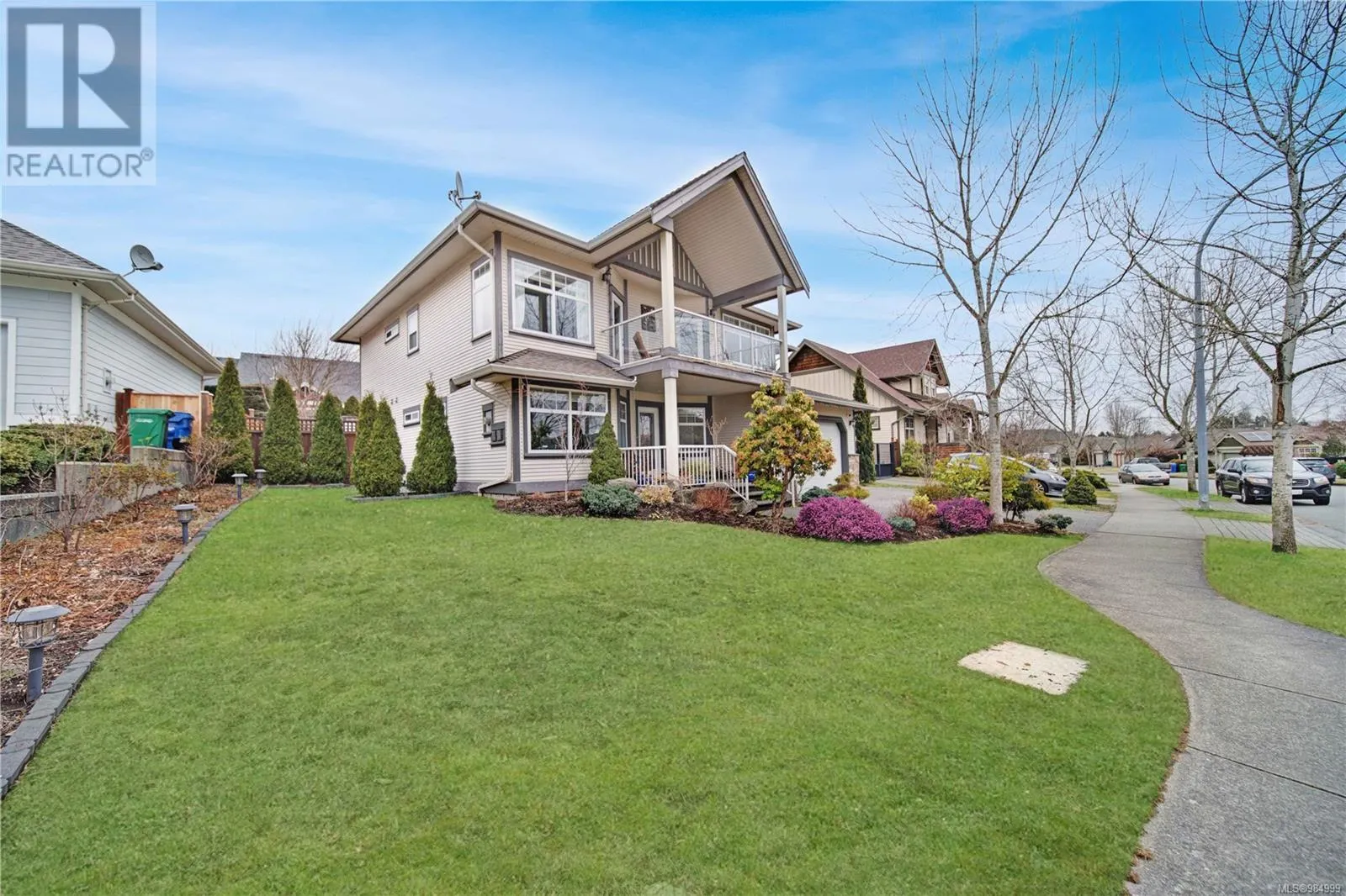 492 Poets Trail Dr