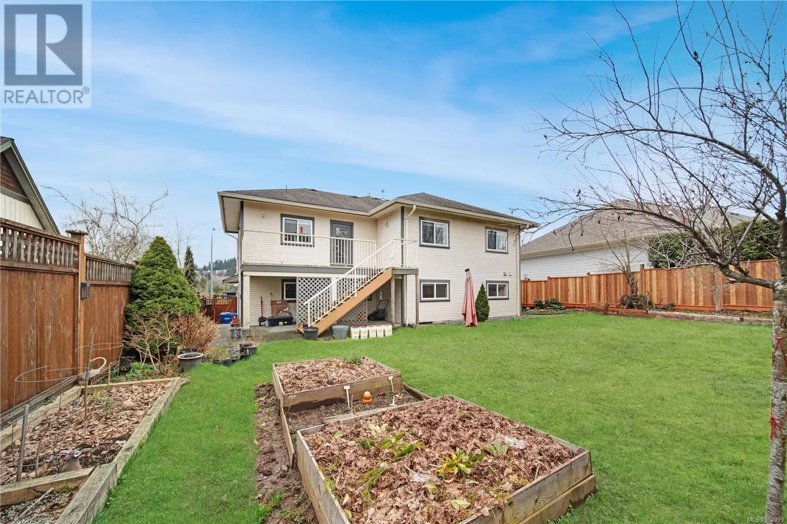 492 Poets Trail Dr