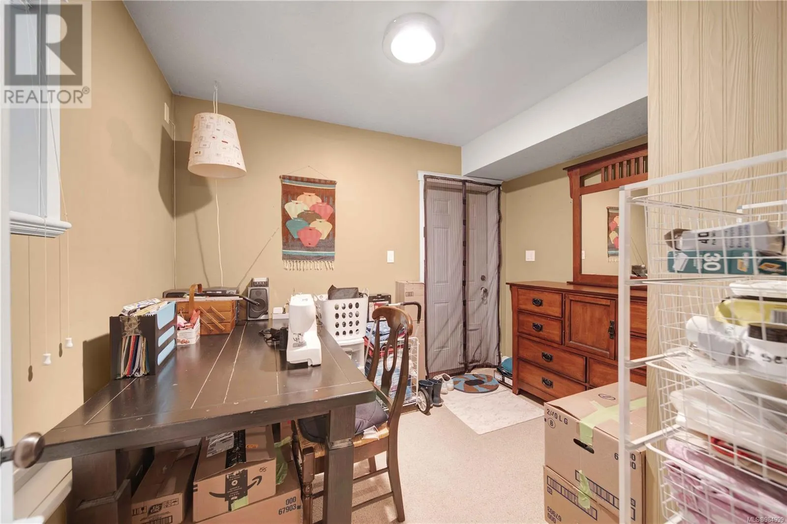 492 Poets Trail Dr