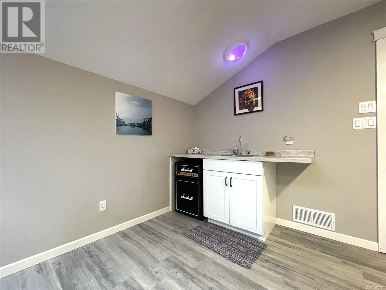 4712 Shell Beach Rd