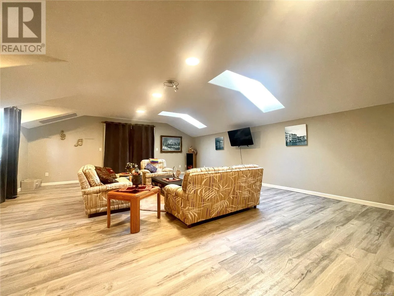 4712 Shell Beach Rd