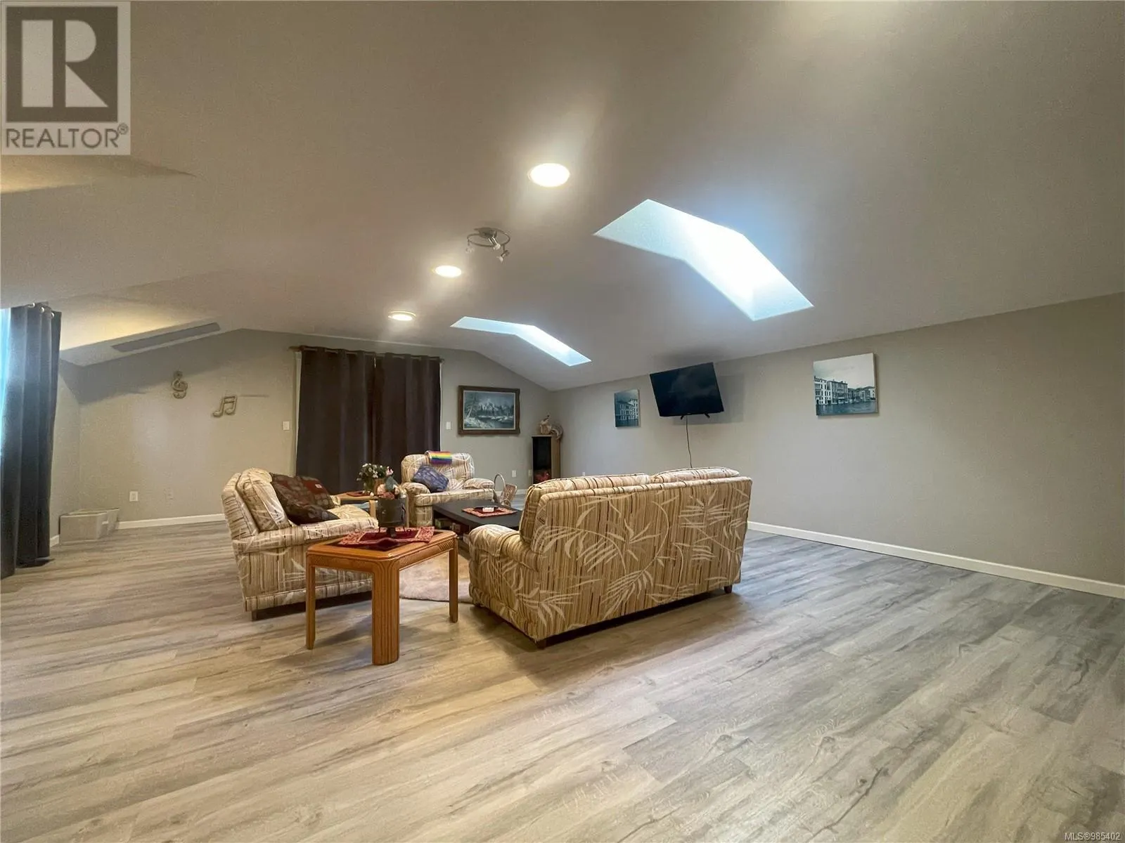 4712 Shell Beach Rd