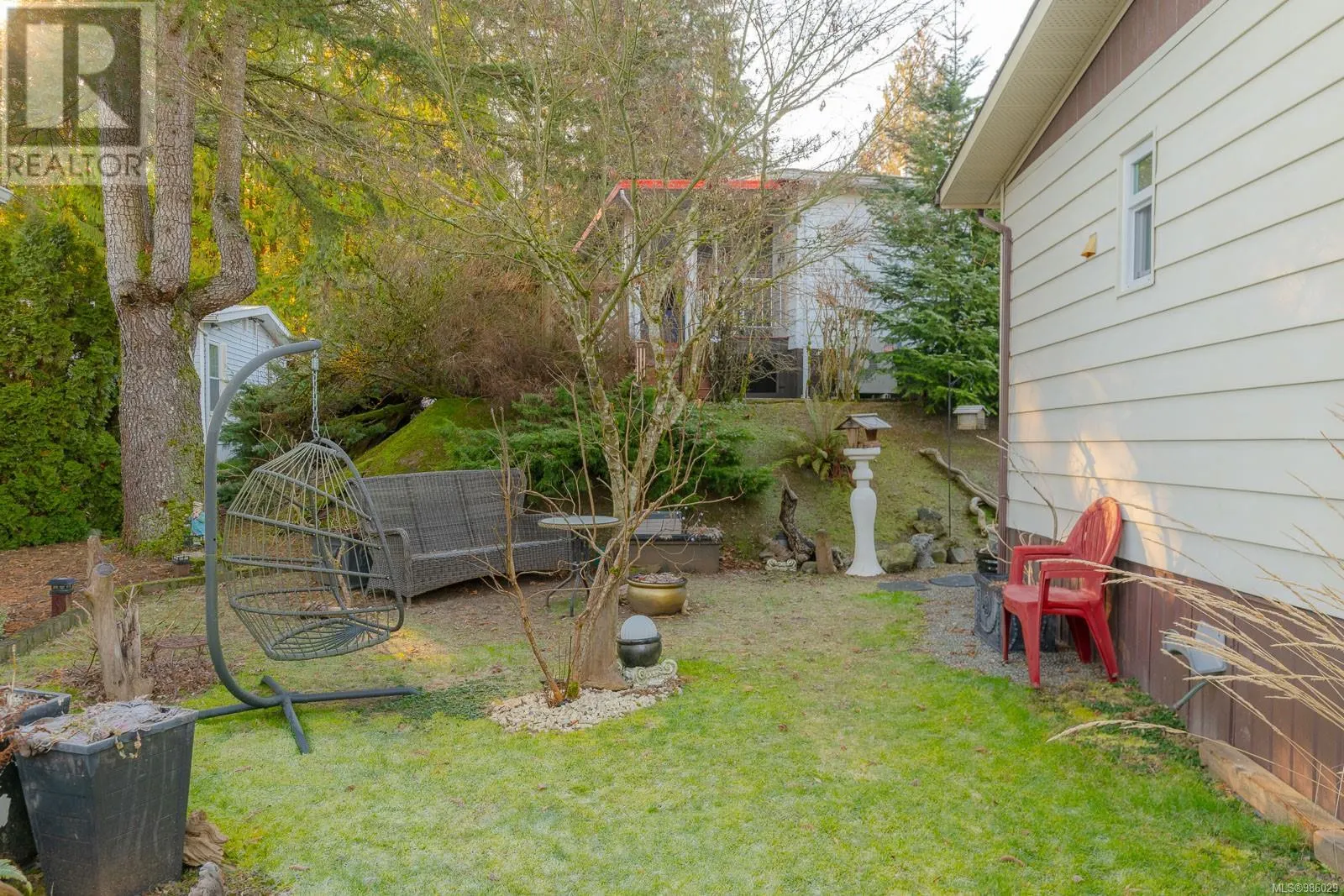 27 5150 Christie Rd