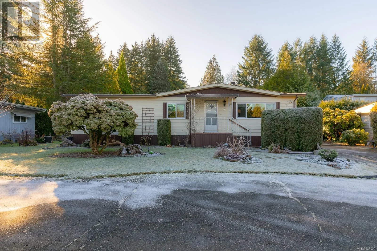 27 5150 Christie Rd