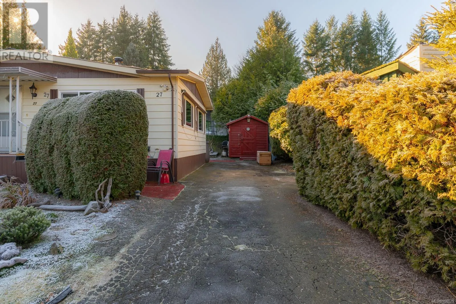 27 5150 Christie Rd