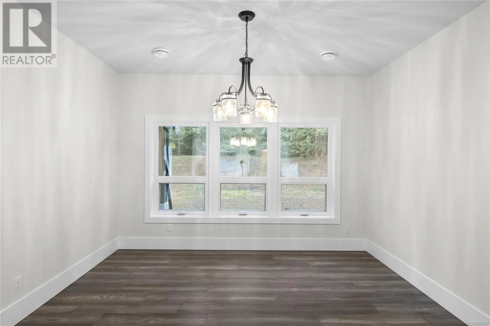 1940 Timberlake Pl