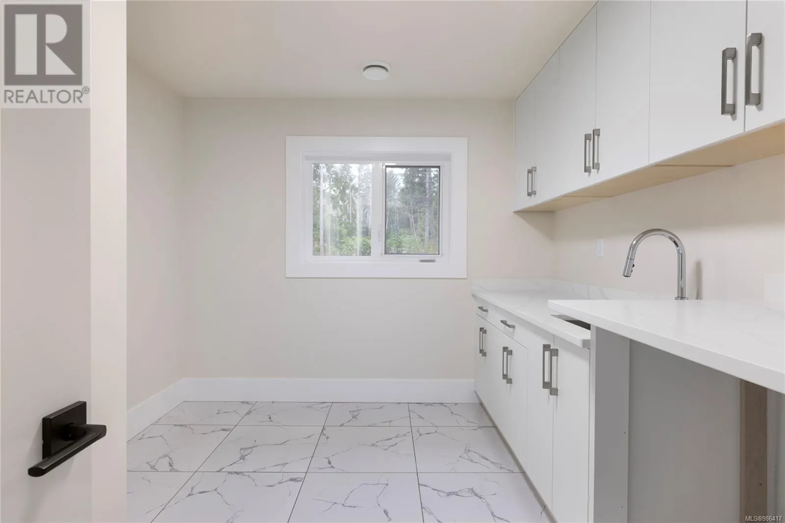 1940 Timberlake Pl