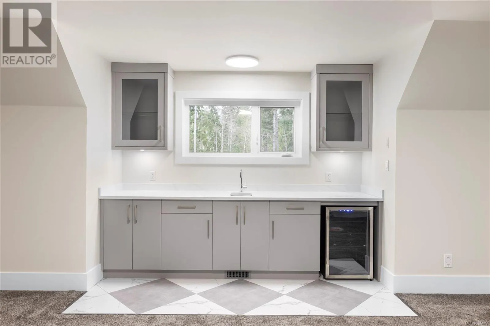 1940 Timberlake Pl