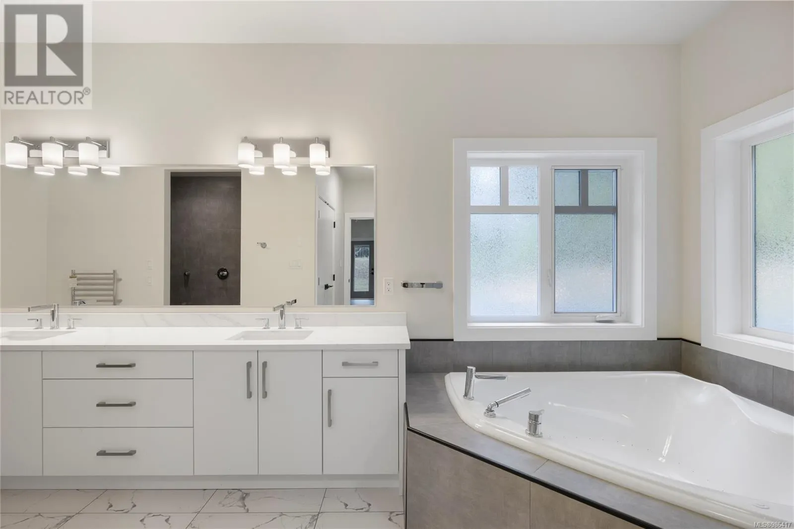 1940 Timberlake Pl