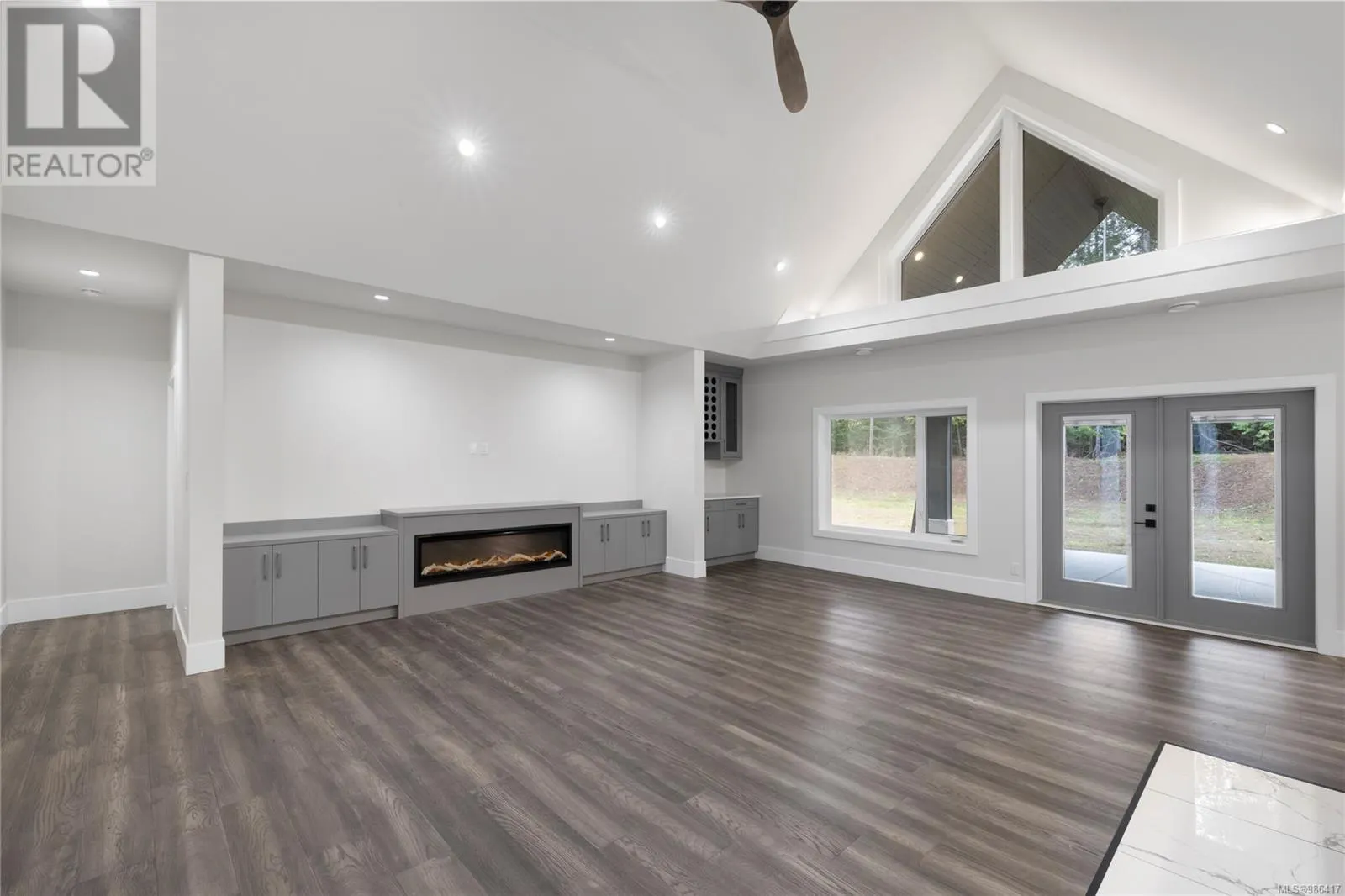 1940 Timberlake Pl