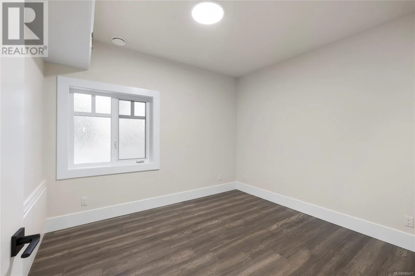 1940 Timberlake Pl