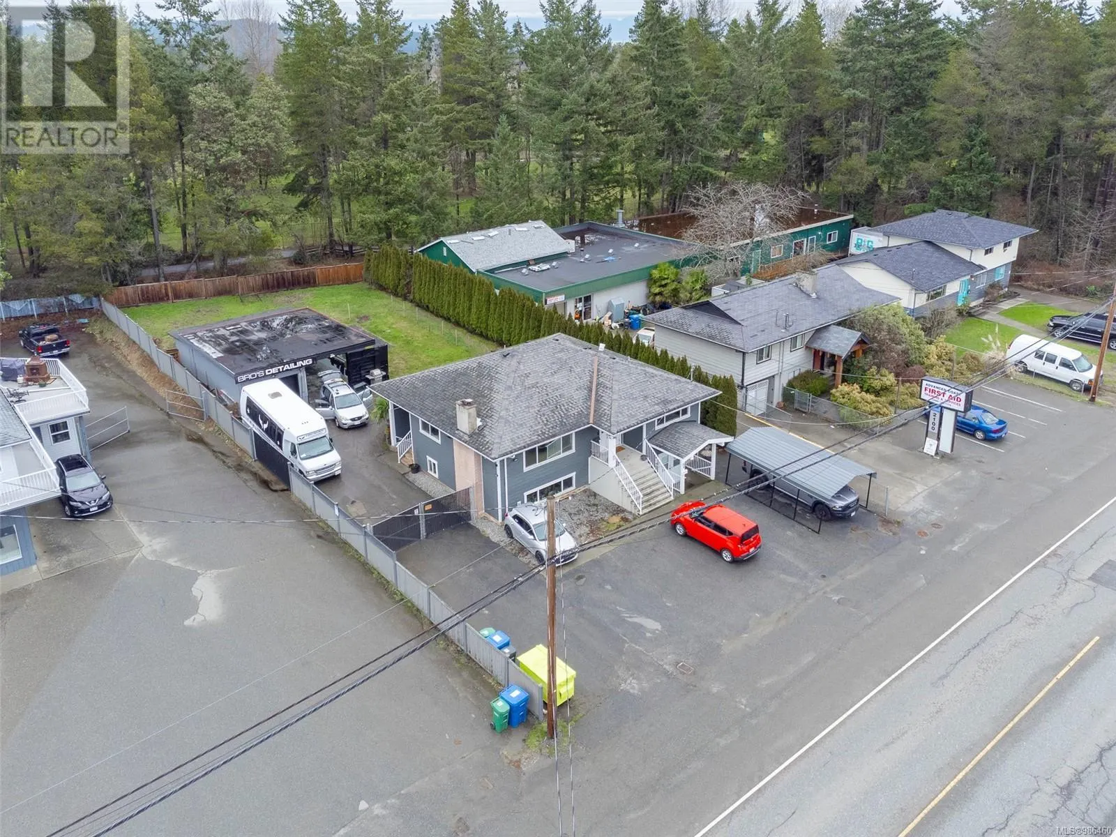2104 Northfield Rd