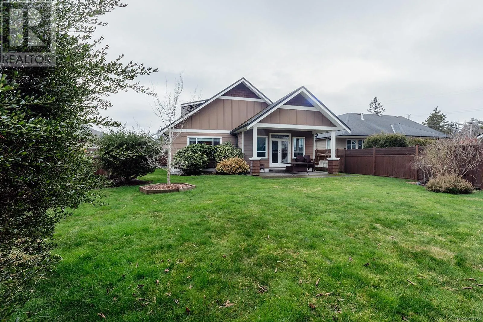 581 Doehle Ave