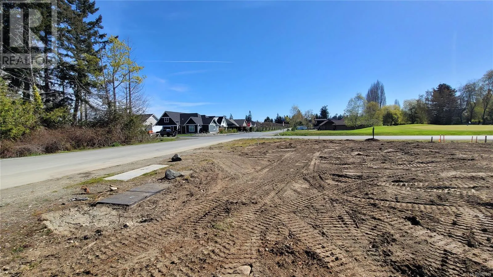 17 Cottage Dr