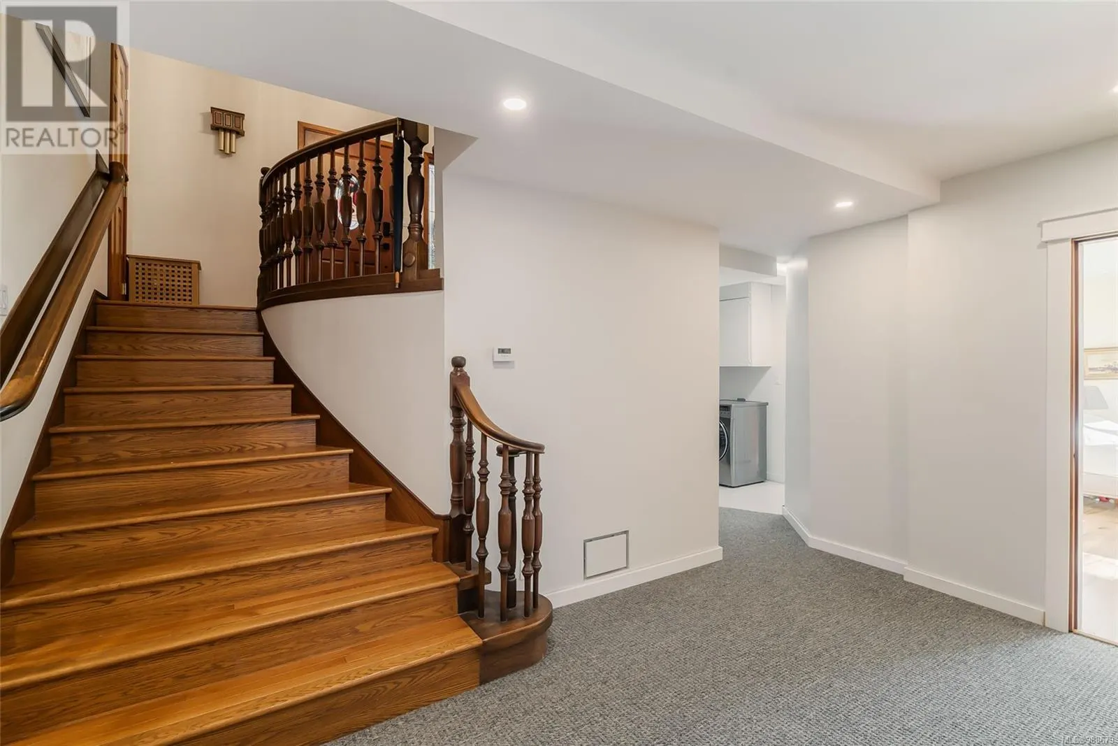 655 Qualicum Rd