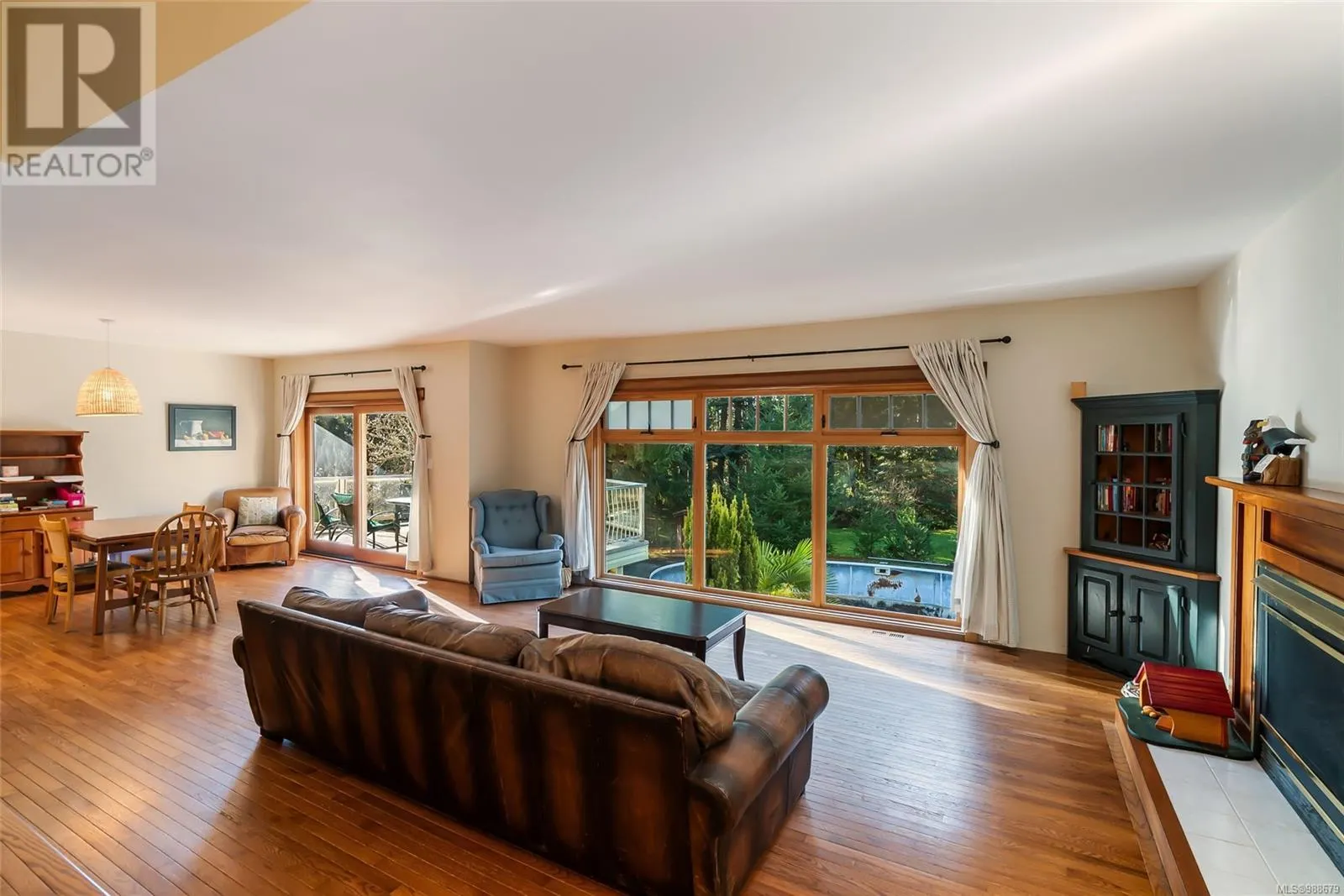 655 Qualicum Rd