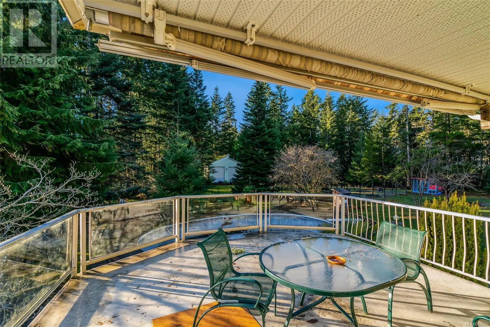 655 Qualicum Rd