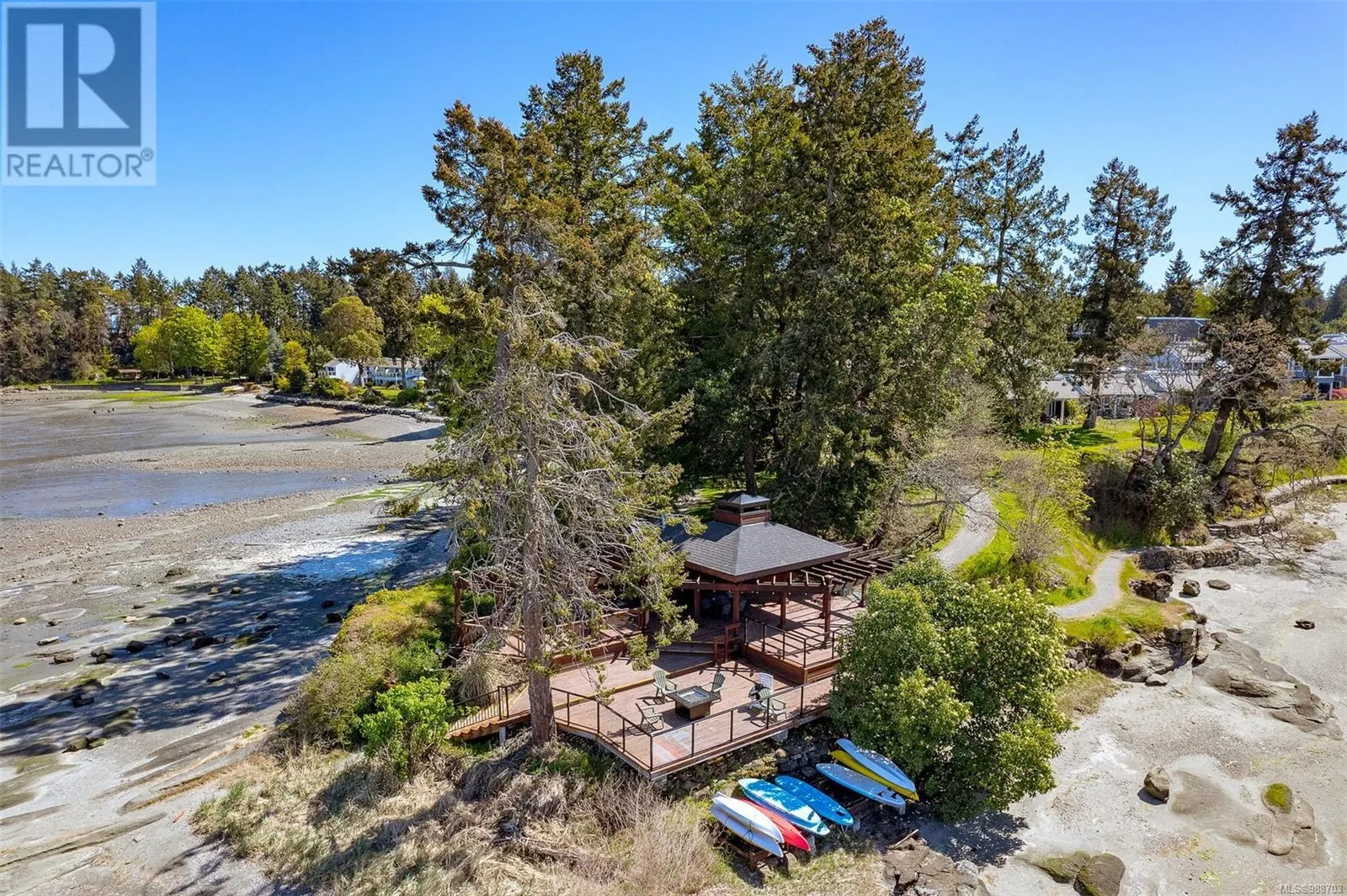 735 1600 Stroulger Rd