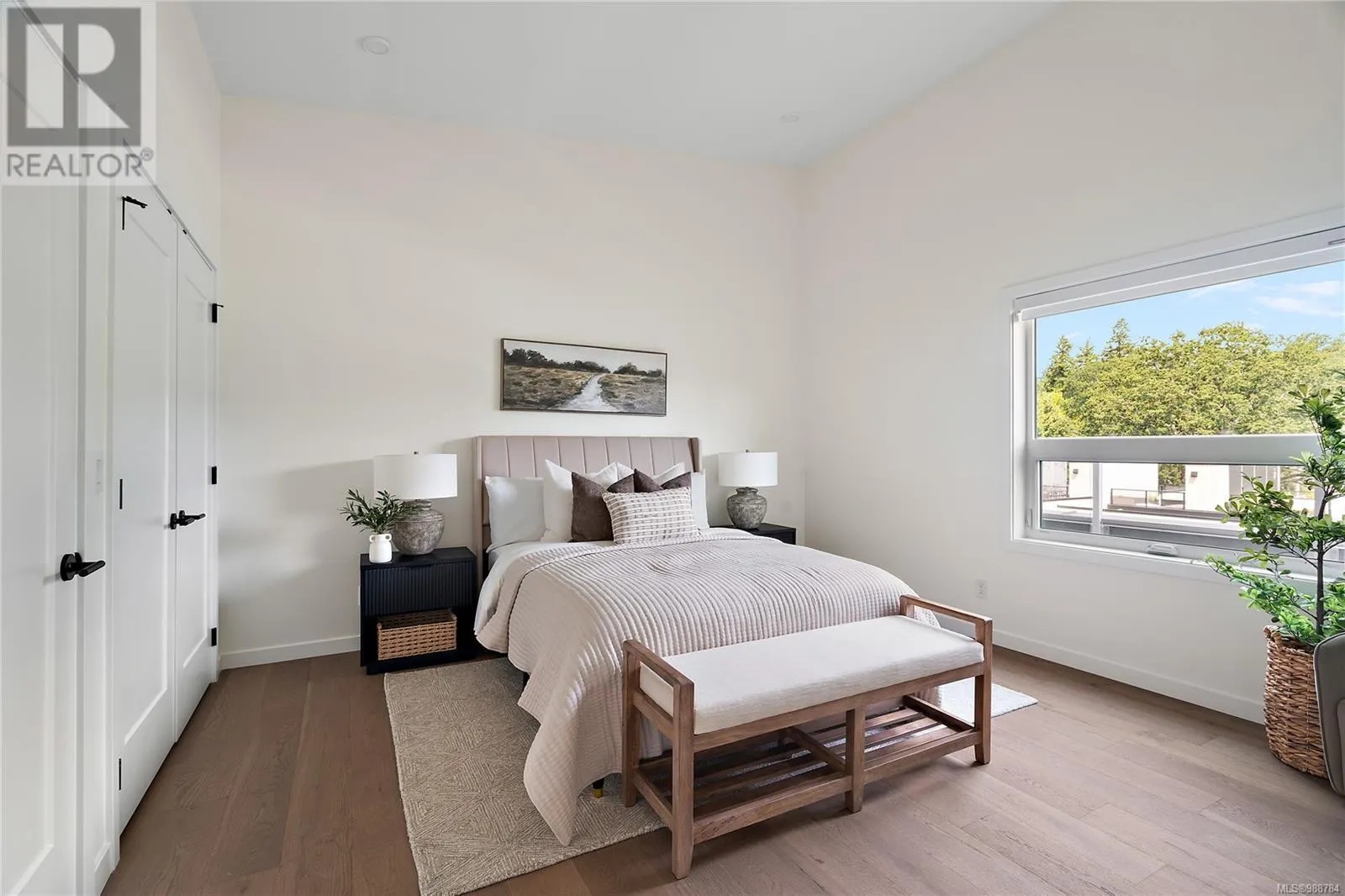 BPH1 1102 Esquimalt Rd