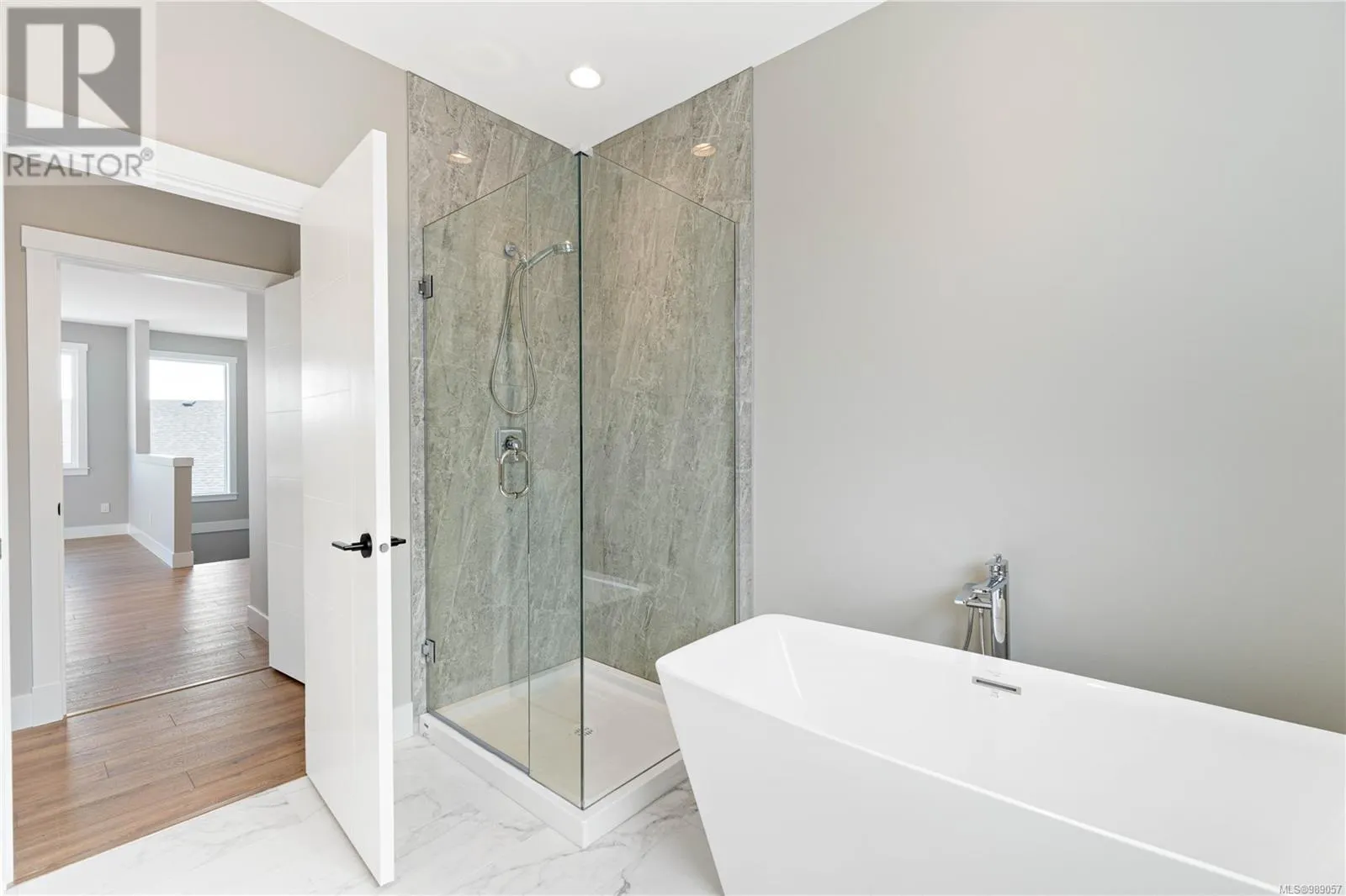 1348 Langara Dr