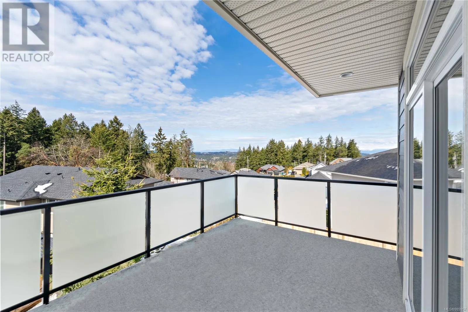 1348 Langara Dr