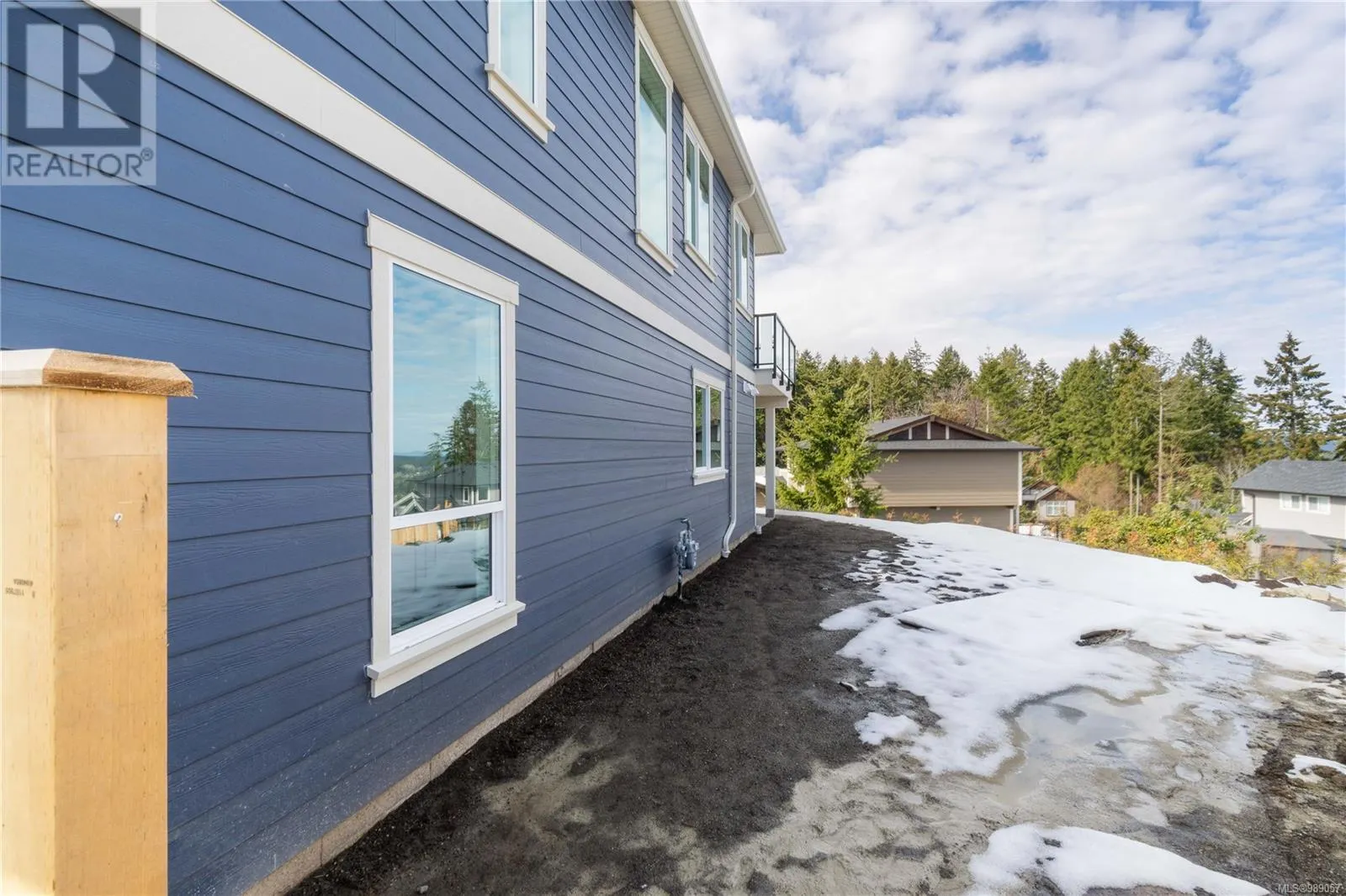 1348 Langara Dr