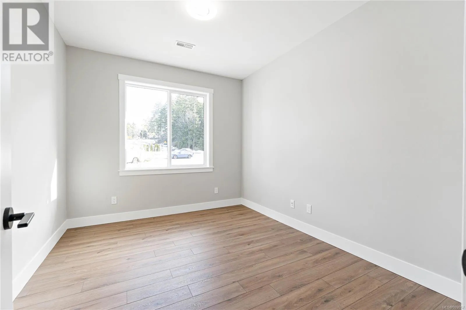 1348 Langara Dr