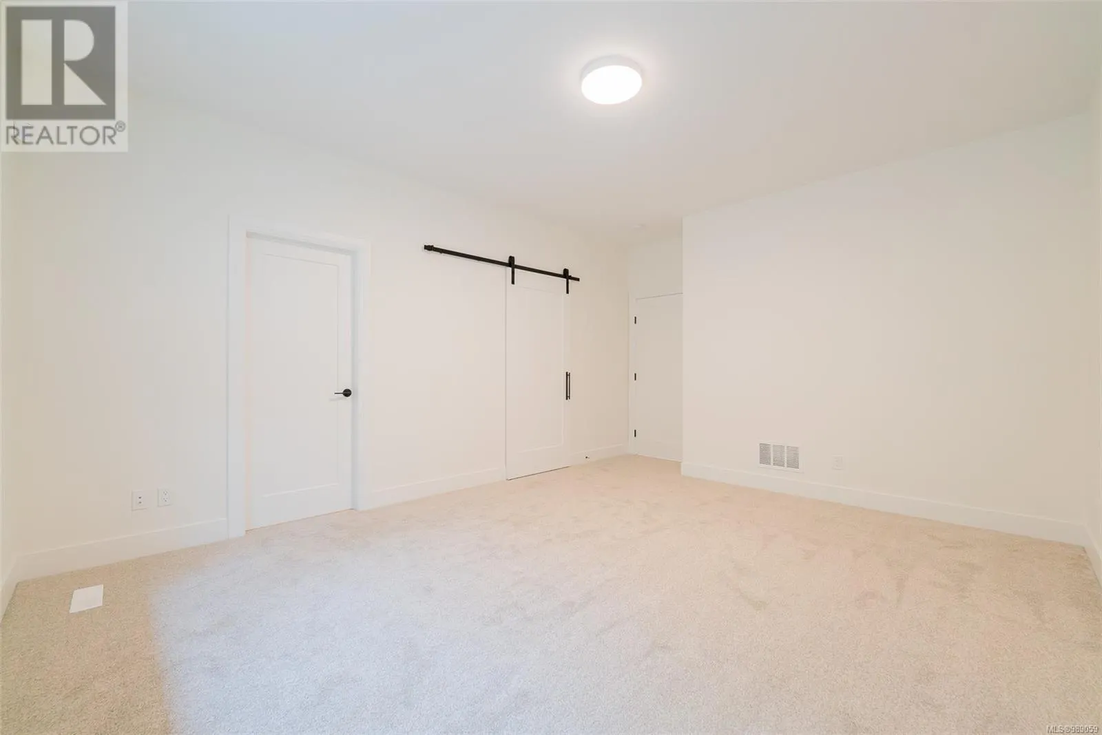 111 Raven Way