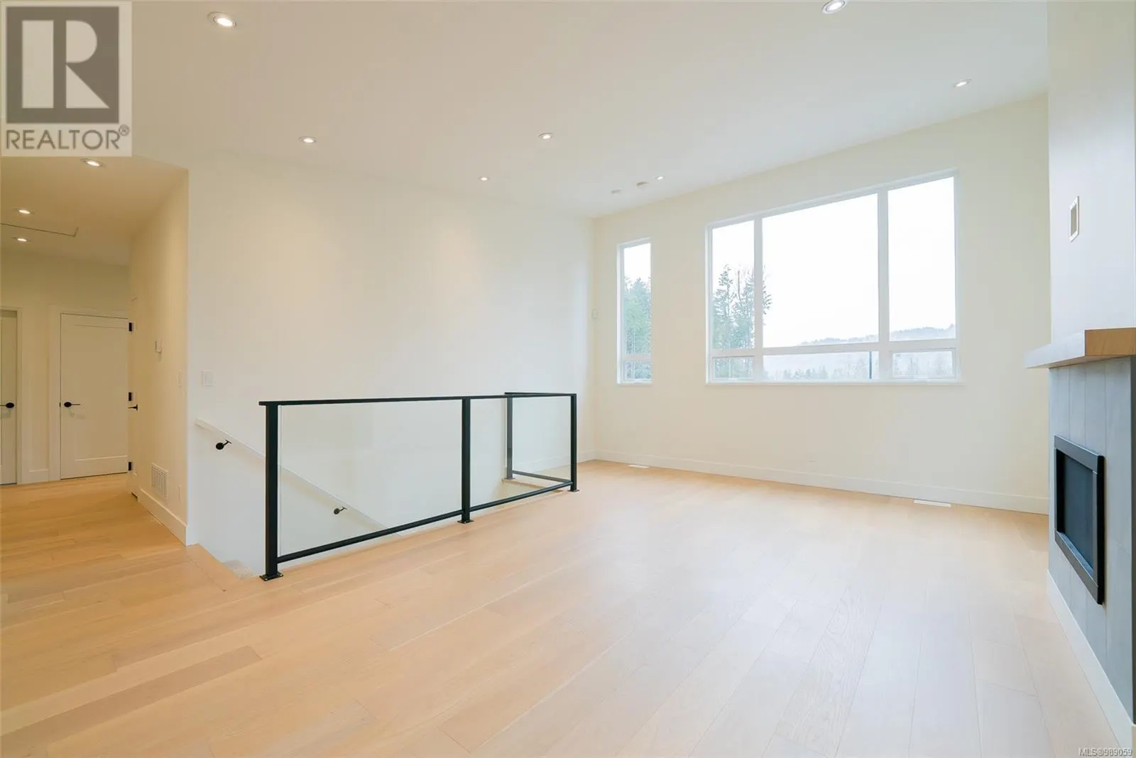 111 Raven Way