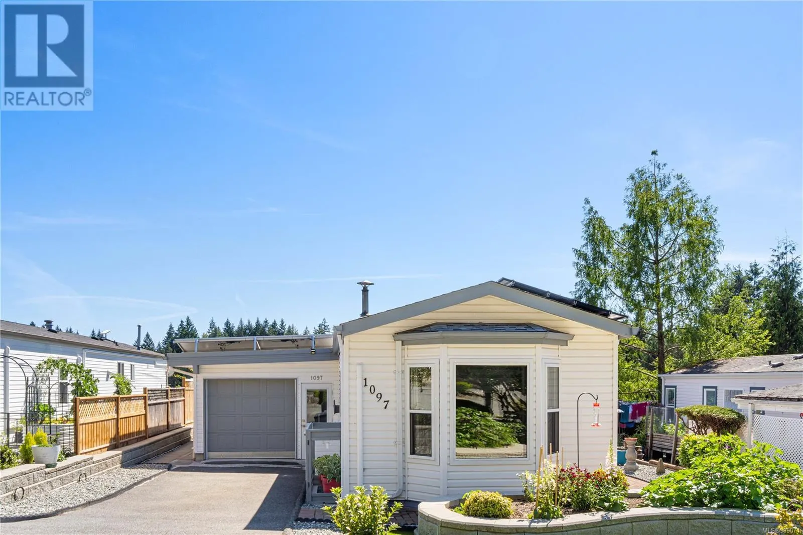 1097 Morrell Cir