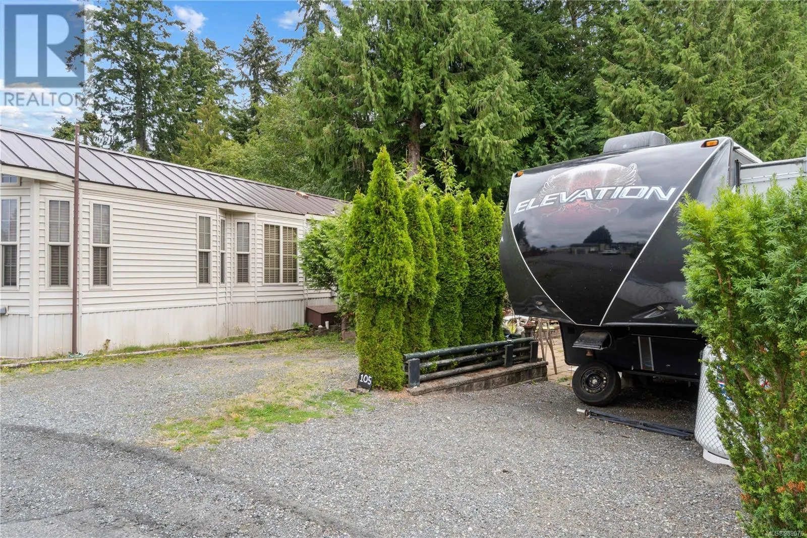2106 Buttle Lake Way