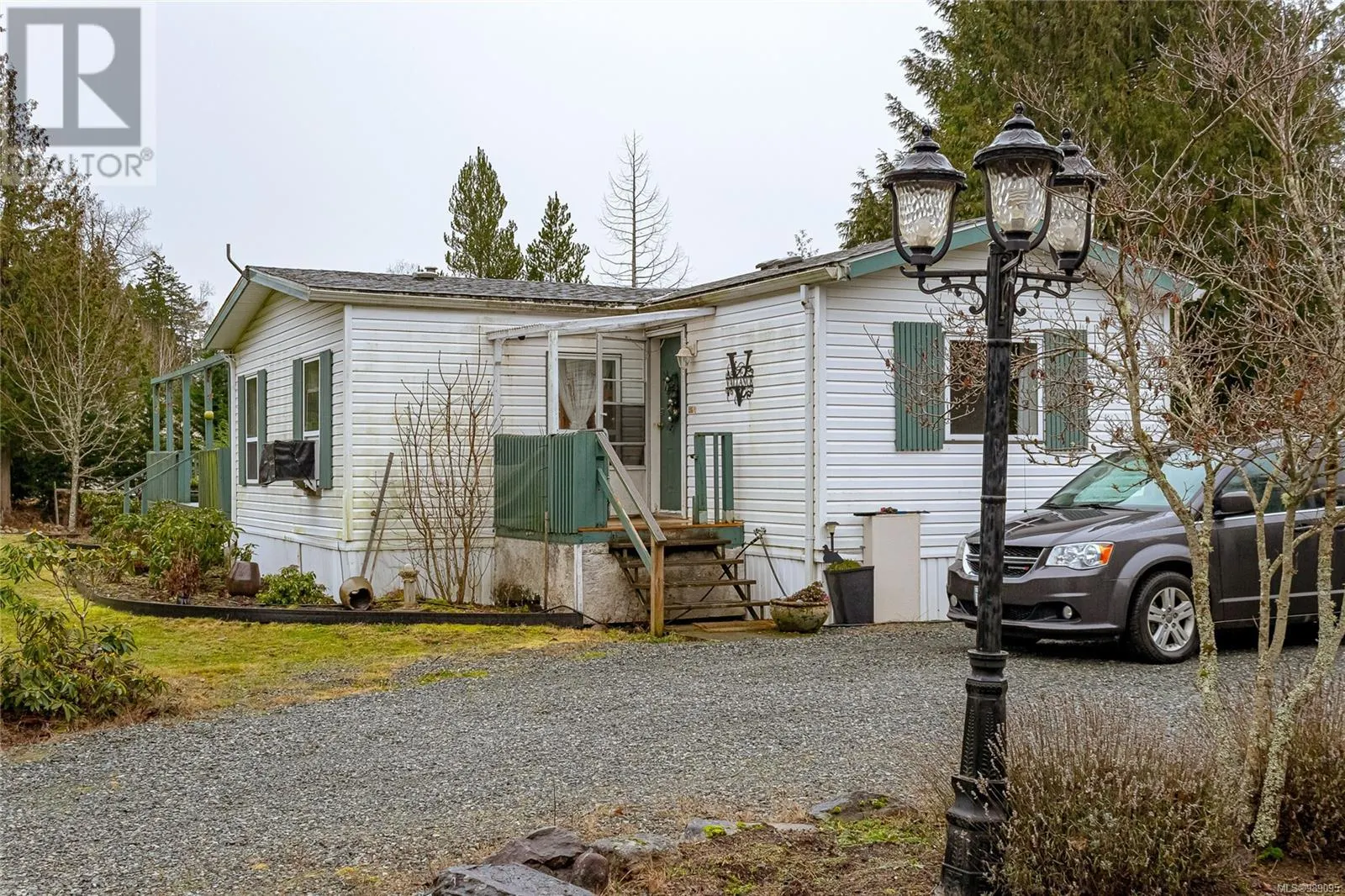 2450/2440 Whistler Rd W