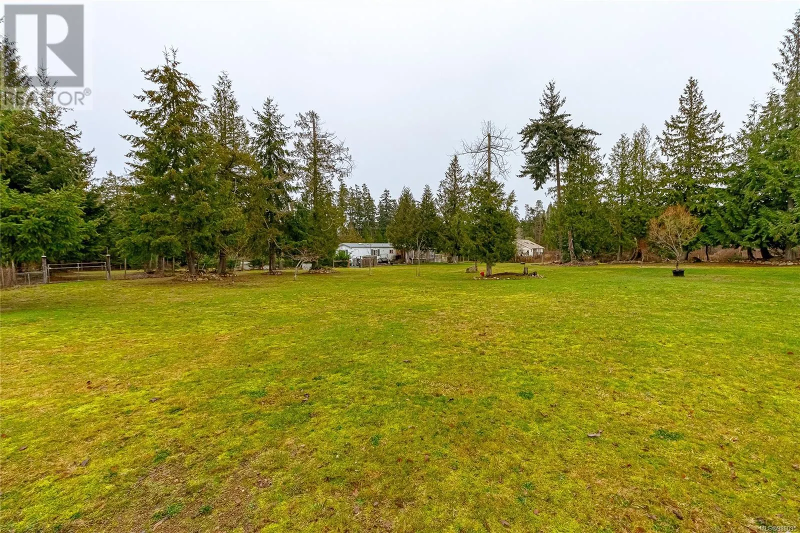 2450/2440 Whistler Rd W