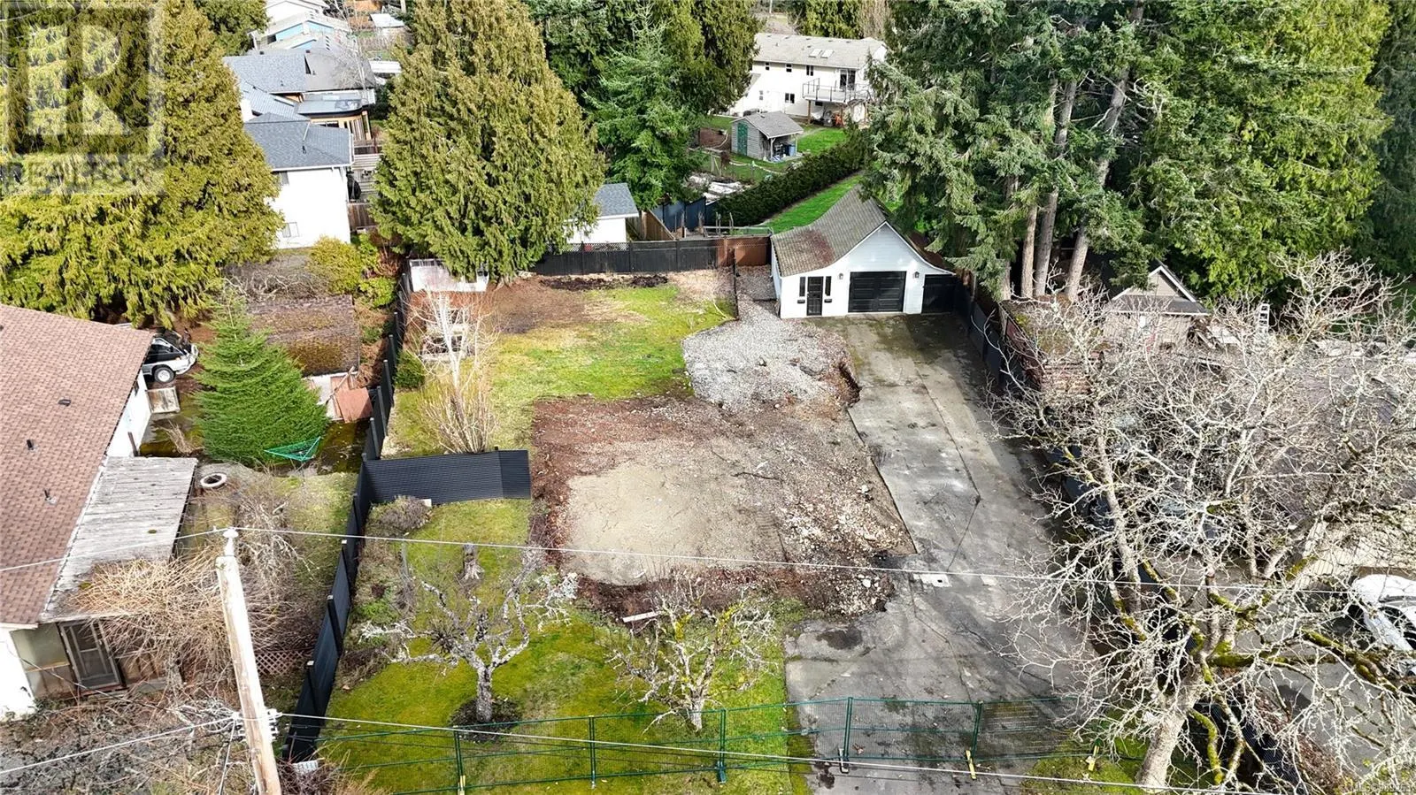 1046 Sabine Rd
