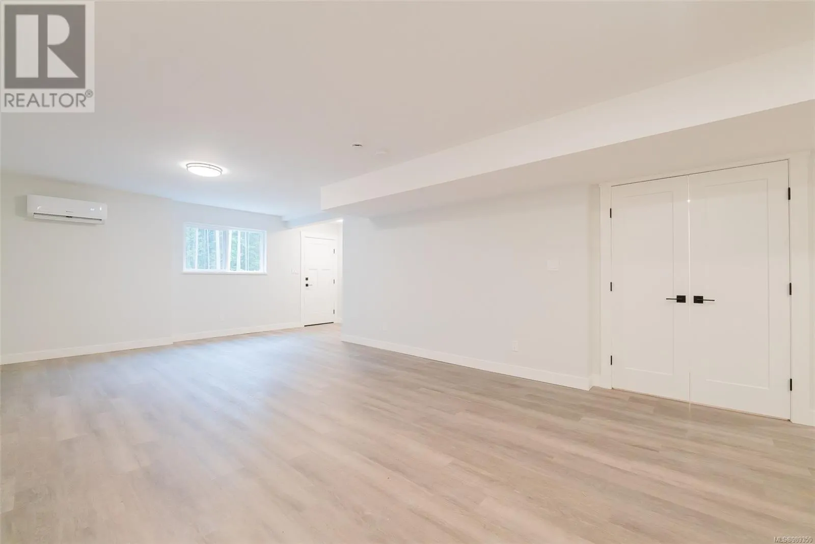 113 Raven Way