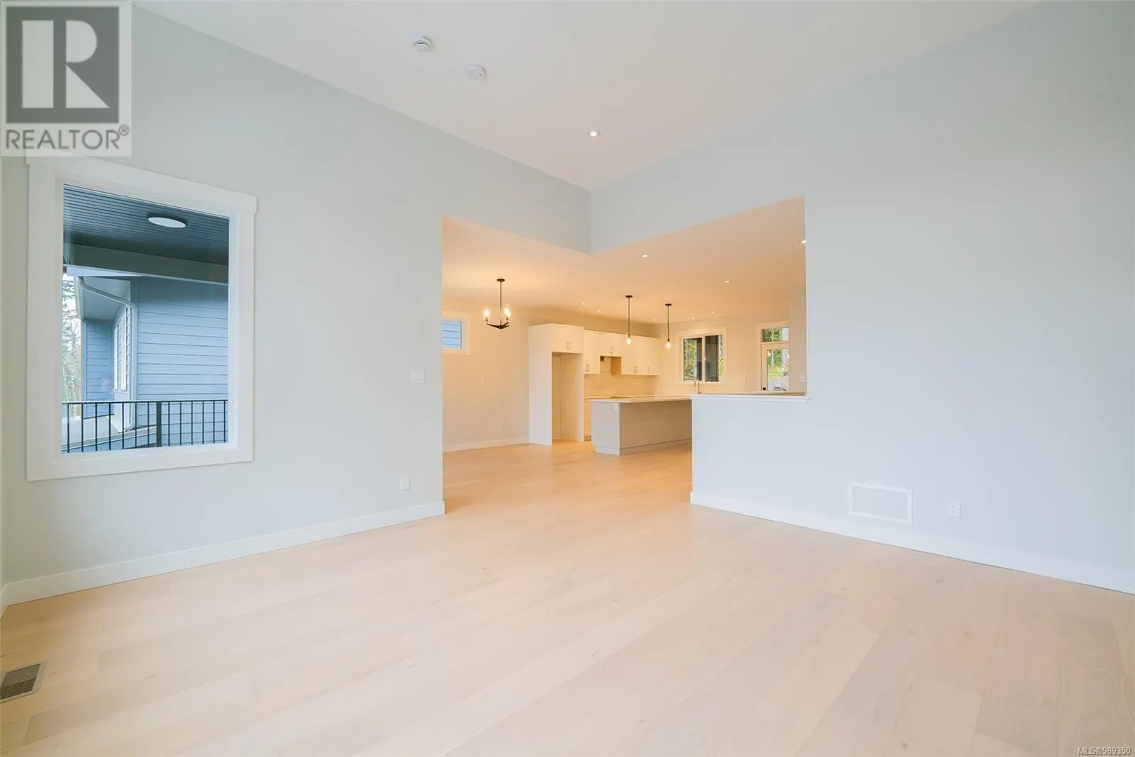 113 Raven Way