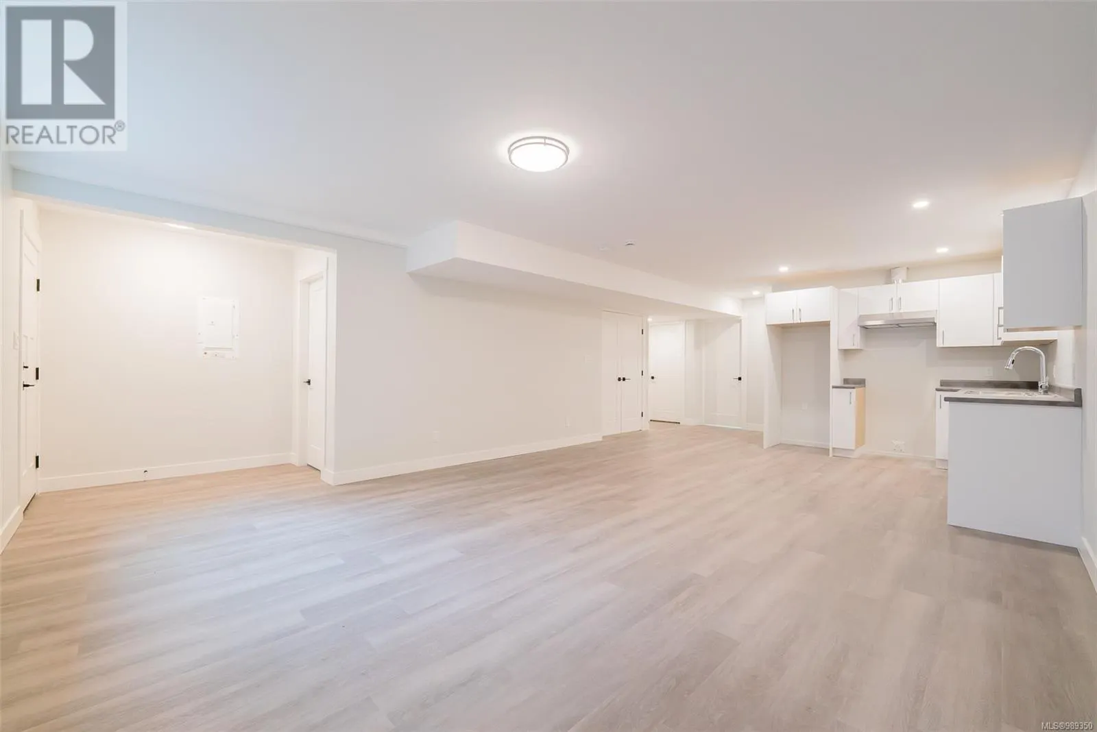 113 Raven Way