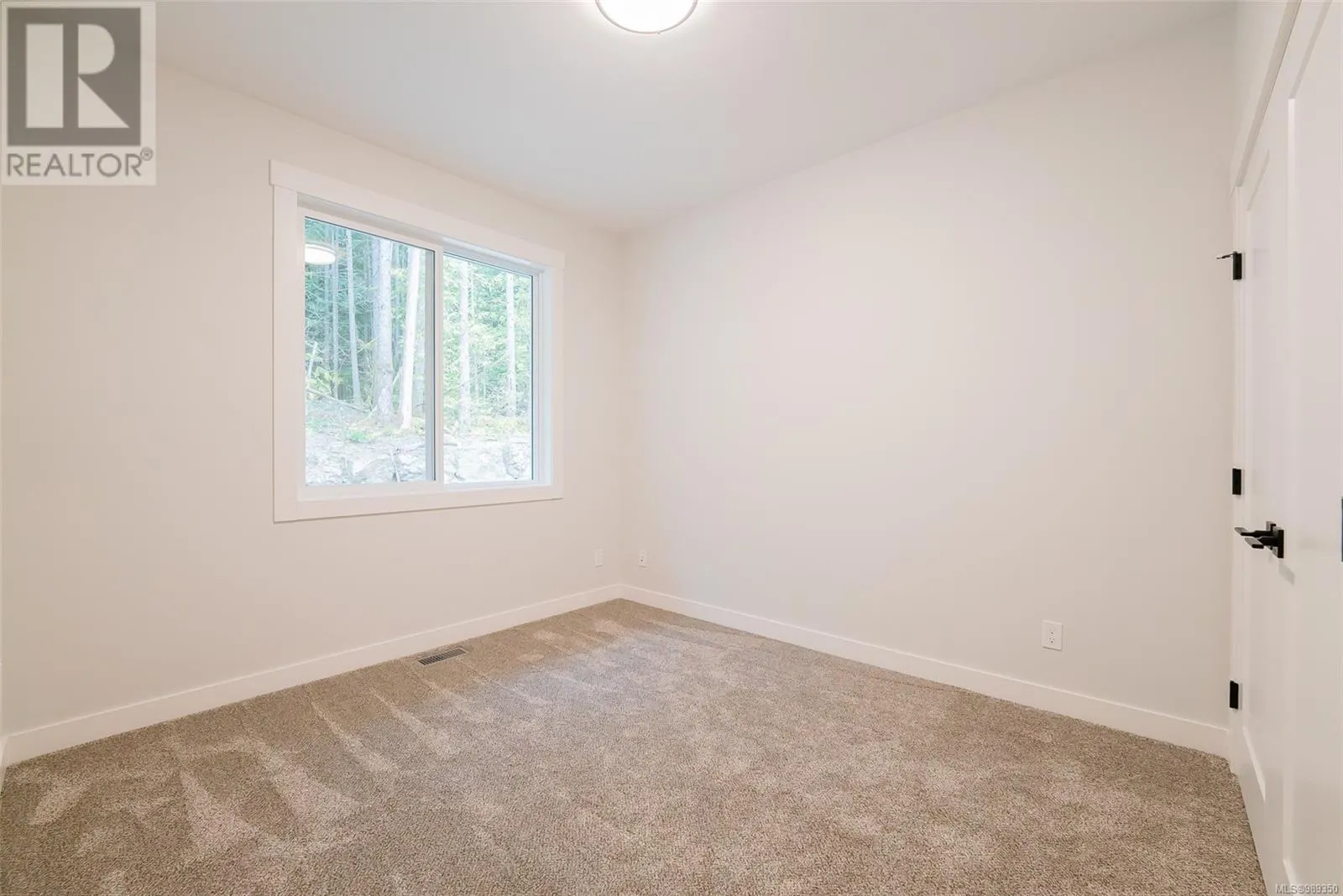 113 Raven Way
