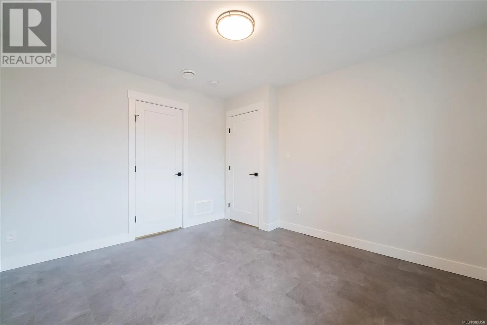 113 Raven Way
