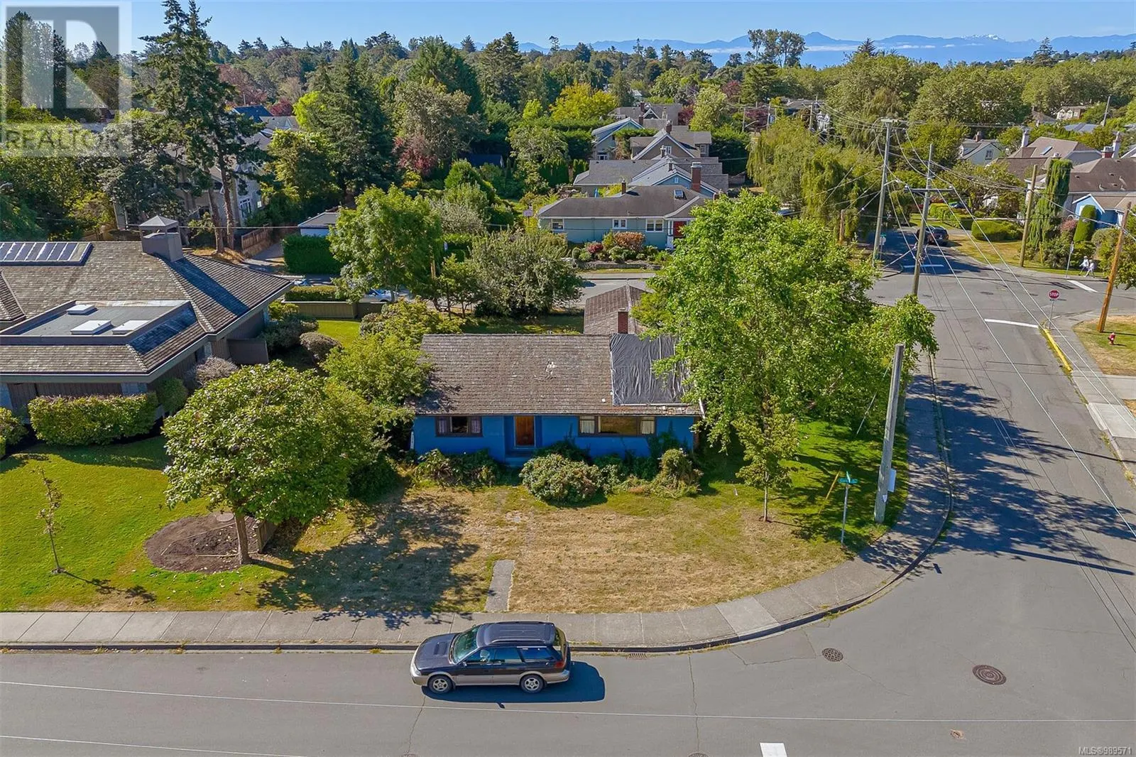 2409 Currie Rd