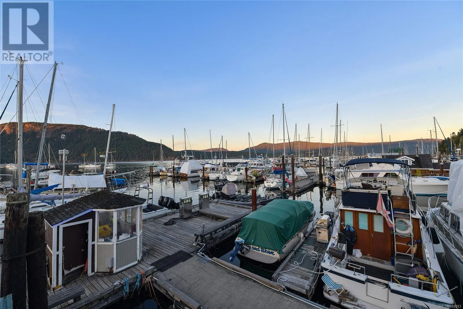 7 1745 Cowichan Bay Rd